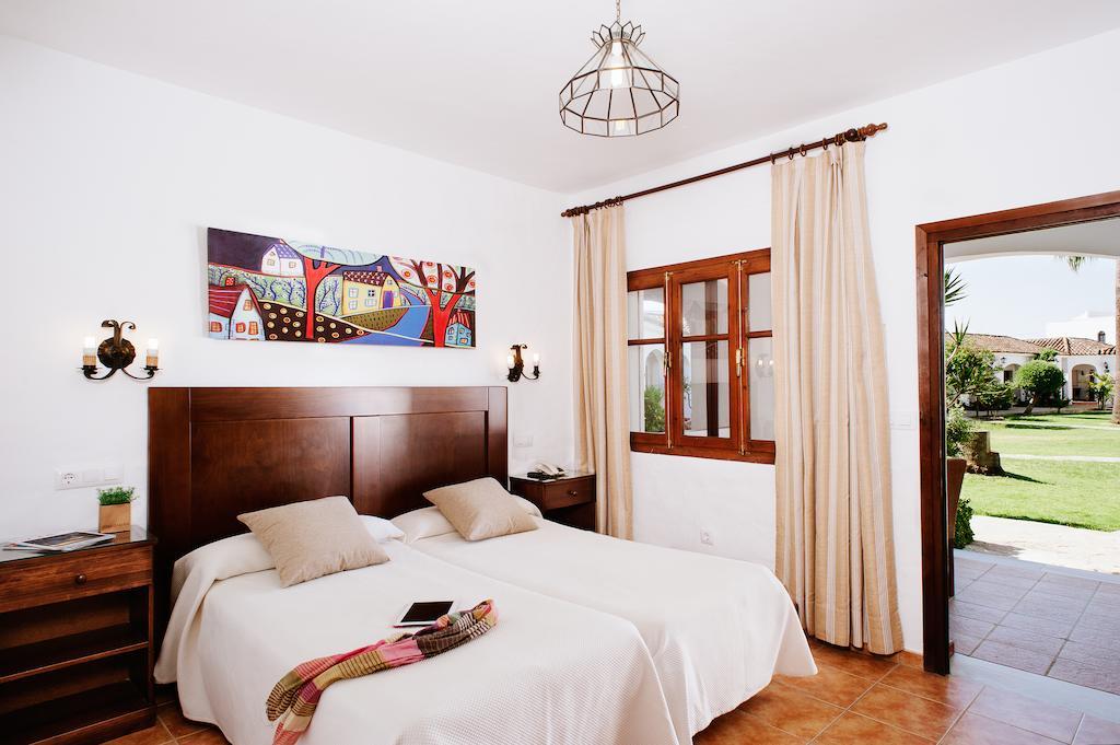 Hotel La Codorniz Tarifa Camera foto